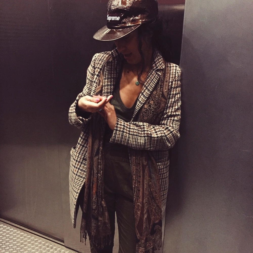 Meet your Posher, Hajer